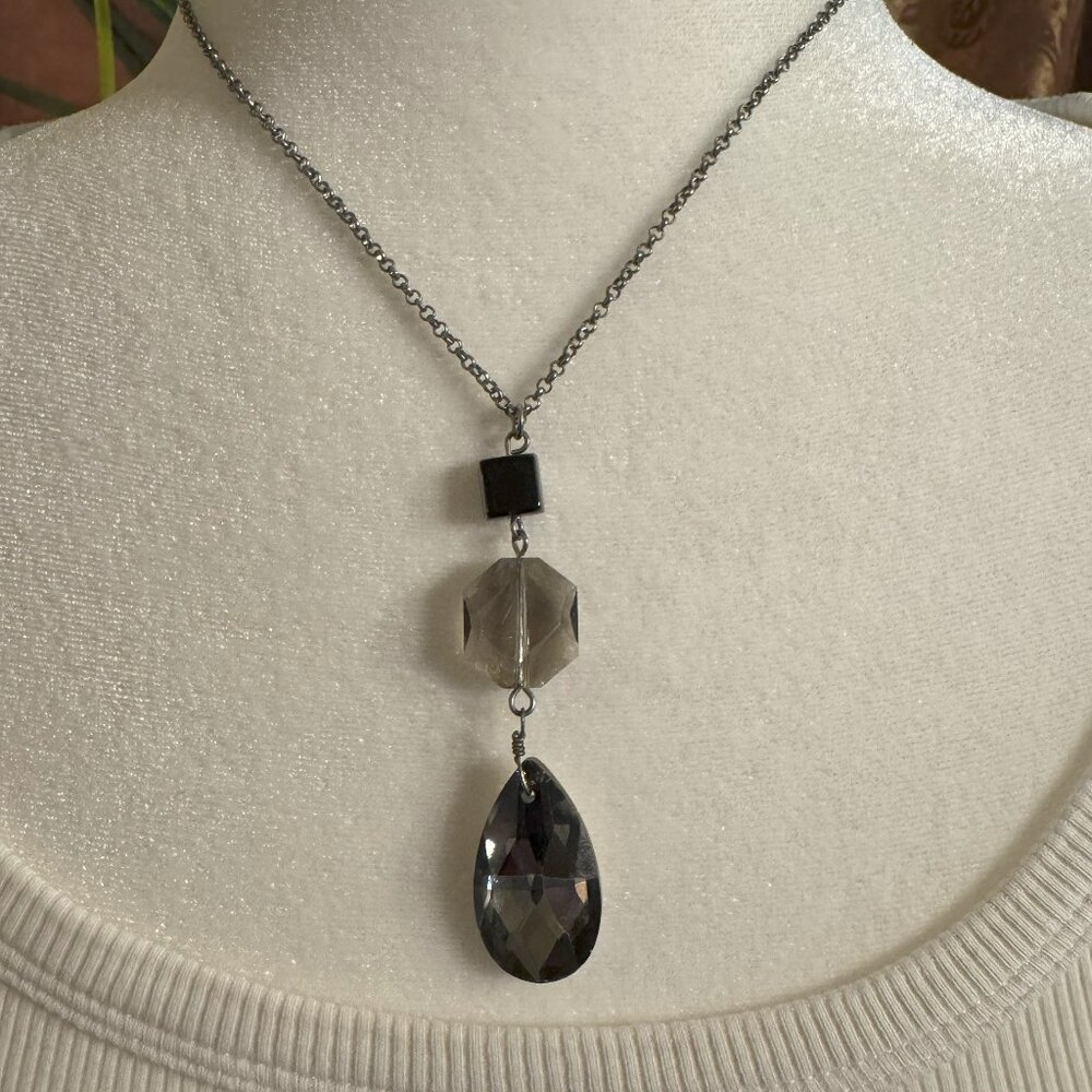 Adjustable Necklace with 3-Bead Drop Pendant
